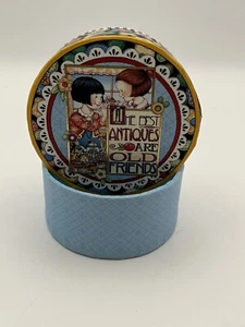 Round Mary Engelbreit Pooch & Sweetheart Box The Best Antiques Are Old Friends - Picture 1 of 12