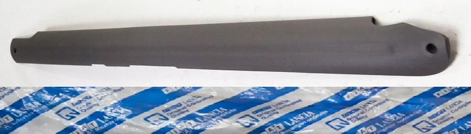 FIAT PUNTO MK1 - 1400 GT (1993 - 1999)/ BATTICALCAGNO SX/ LEFT DOORSILL MOULDING - Image 1 of 1