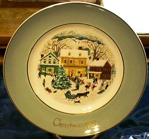 Avon Christmas Plate Series Country Christmas Eighth Edition 1980 W/Packaging - Picture 1 of 5