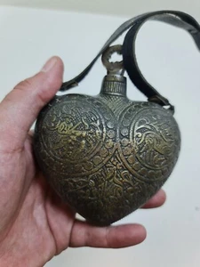 Antique Vintage Gun Powder Flask Engraved Brass Copper - Picture 1 of 17