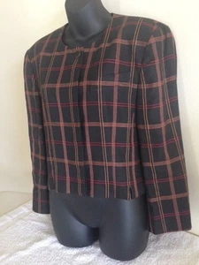 Chaqueta recortada de laurel de diseñador de manga larga talla 40 $375. Valor - Imagen 1 de 5