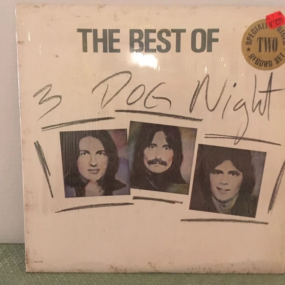 The Best Of THREE DOG NIGHT Double LP Vinyl Record Album Set 1982 3 MCA - Image 1 of 4
