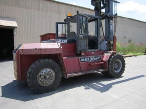 36,000 lb Taylor Forklift - Model GT-360 - For Sale at Affordable Machinery - Picture 1 of 8