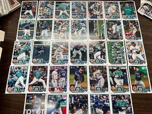 2023 Topps Seattle Mariners Team Set Series 1 2 & Update 33 Cards-J-Rod Raleigh - Picture 1 of 1