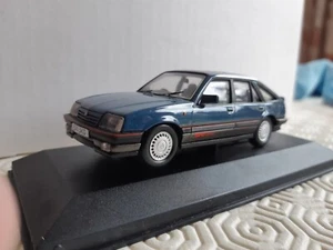 Corgi Vanguards VAUXHALL CAVALIER MK2 SRI 130 NORDIC BLUE 1/43 VA09802 - Picture 1 of 8