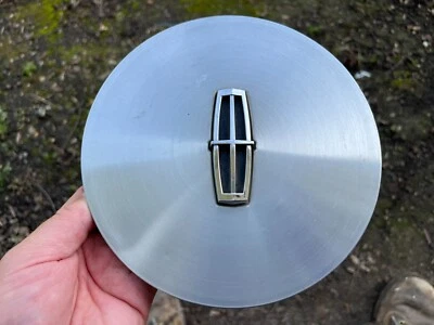 Tapa central de rueda Lincoln Continental OEM ALEACIÓN MECANIZADA 1988-1997 E80C-1A096-AA Foto 1 de 3