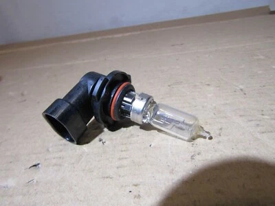 Nissan Juke Tekna F15 15-19 front Headlight headlamp bulb mount 22N 12V 60W - Image 1 of 4