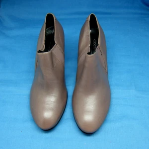 Women's ECCO Shape 55 Plateau Stack Shootie Platform Pump Deep Taupe New w/o Box - Picture 1 of 3