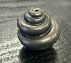 Turnstyle Designs Amalfine Negro Bronce Remolino Gabinete Cajón Perilla Tirador Manija - Imagen 1 de 9