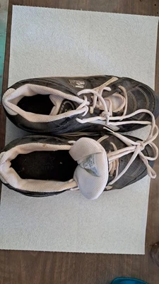 Botines de béisbol softbol marca Starter talla 6,5 negro blanco zapato usado Foto 1 de 4