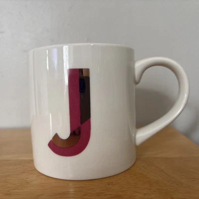 Taza Opalhouse Gres Oro Rosa Blanco Monograma Letra J 2023 Foto 1 de 4