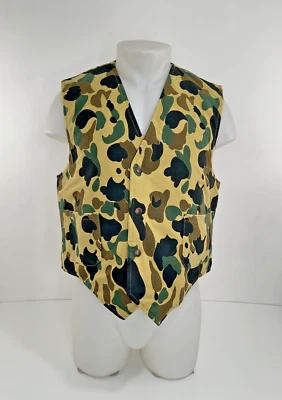 DEERSKIN - HUNTING CAMO THERMAL SNAP Mens Md. Vest - SIZE FLAW - Image 1 of 4