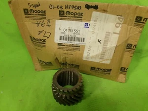 Engranaje de sobremarcha eje principal transmisión MOPAR 4741551 NUEVO OEM - Imagen 1 de 3