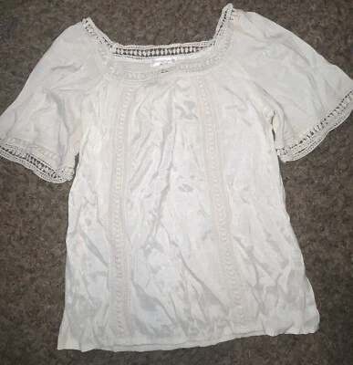 John Paul Richards Short Sleeve Beigr Crochet Blouse Top- Petite Small - Image 1 of 4