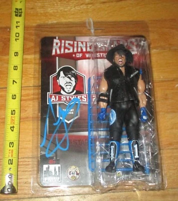 Boneco de luta FTC AJ Styles Rising Stars assinado JSA CERTIFICADO DE AUTENTICIDADE WWF WWE TNA Variant - Imagem 1 de 4