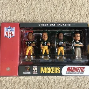 Green Bay Packers Magnetic Mini Figures Favre-Green-Glenn-Sherman With Plate Q3 - Picture 1 of 5