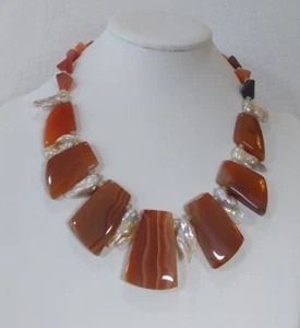 Vintage Banded Carnelian & Freshwater Pearl Collar Necklace Marilyn Berg - Picture 1 of 13