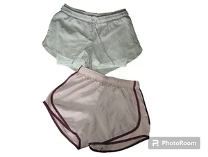 ATHLETA pantaloncini da donna grigi CREST 2 in 1 pantaloncini Nike Dri-Fit pantaloncini da corsa S - Foto 1 di 9