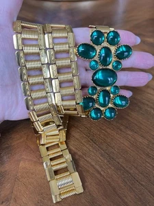 Spektakulärer goldener Gürtel und Edelsteine in Vintage grün - Bild 1 von 8