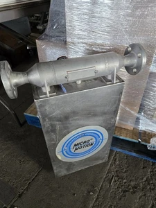 Micro Motion Mass Flow Meter. Model D 100S-SS - Picture 1 of 9