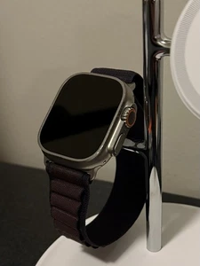 Apple Watch Ultra 1ère génération 49 mm titane cellulaire + débloqué - Photo 1 sur 6