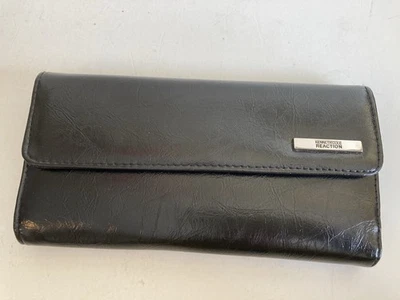 Carteira preta clutch kenneth cole reaction - Imagem 1 de 4