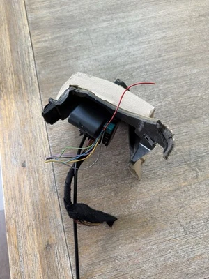 Conjunto de cilindro de bloqueo de interruptor de encendido Mercedes E430 2001 y 1 llave Foto 1 de 3