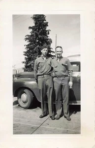 Vintage Foto hübsche junge Militär Männer Uniformen rauchen Zigaretten Bellingham WA - Bild 1 von 2
