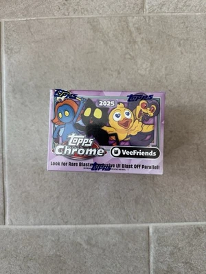 2025 Topps Chrome VeeFriends Blaster Box 8 Packs BRAND NEW Factory Sealed - Image 1 of 4