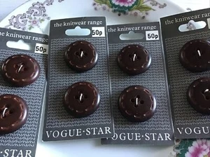 4 x Cards Vintage Vogue Star Dark Brown Chunky Buttons (8 Buttons). 1’’ - Picture 1 of 4