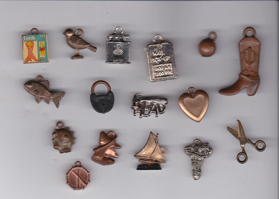 Vintage lot of 16 Cracker Jack Premium Charms Toys Metal Spaceman Witch Baseball - Image 1 of 1