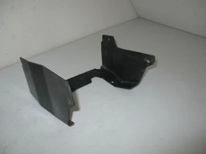 Verkleidung Batterie CDI Zündsteuergerät Suzuki GSXR 1100 GV73C 1992 - Picture 1 of 4