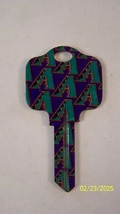 ARIZONA DIAMONDBACKS KWIKSET KW1 HOUSE KEY BLANK - Foto 1 di 1