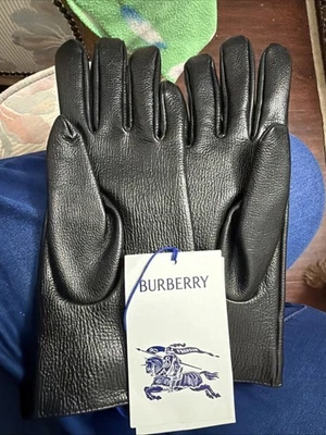 Auténticos guantes de invierno Burberry de cuero negro Foto 1 de 4