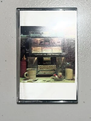 The Doobie Brothers, The Best Of The Doobies (Audio Cassette Tape, 1976) - Image 1 of 3