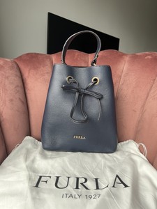 furla round bolsa