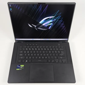 ASUS ROG Zephyrus M16 RTX 4090 i9-13900H 32GB 2TB SSD 16" computer portatile da gioco - usato - Foto 1 di 24