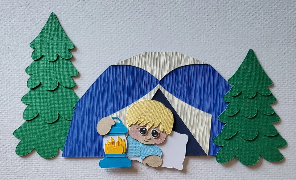 Tienda de campaña niño pelo rubio. Álbum de recortes, piezas de papel para hacer tarjetas Foto 1 de 1