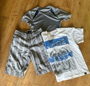 SUPER LOT OF three (3) BOYS CLOTHES * SZ: M* Vans😎ADORABLE ITEMS* EUC! - Picture 1 of 4