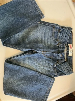 Jeans Levi’s para niños talla 5 ajustados etiqueta roja 505 Foto 1 de 4