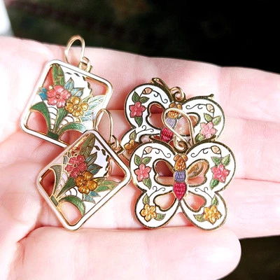 Pendientes Cloisonne Flor Esmalte Blanco Mejorados Llenos de Oro Alambres Tu Elección Foto 1 de 4