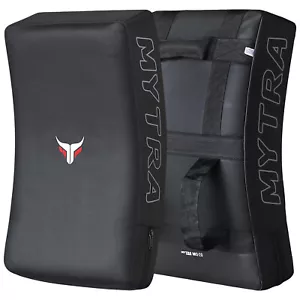 Mytra Fusion Kick shield Strike for Kickboxing Taekwondo & Martial Arts Pads - Picture 1 of 5