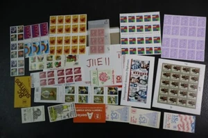 CKStamps : Mint NH OG U.S. Booklets Stamps Collection ( Face Value $71.00 - Picture 1 of 1