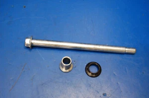 VIRAGO XV250 V STAR 1996 88-19 OEM RUEDA DELANTERA EJE ESPACIADOR SELLO 10W-25381-00-00 - Imagen 1 de 14