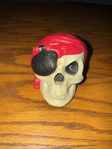 2008 McDonald's Happy Meal DISNEY Pirates of the Caribbean plastic skull head - Picture 1 of 3
