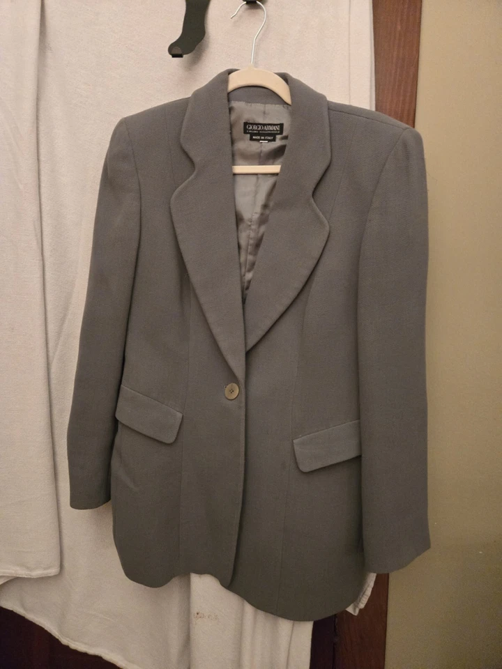GIORGIO ARMANI green ladies wool blend blazer SZ 40 MADE IN ITALY  - Image 1 of 4
