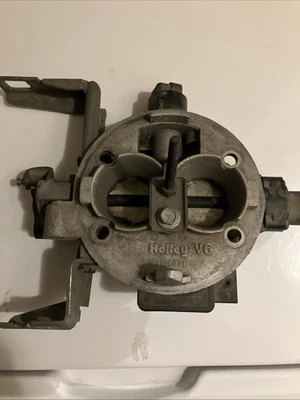 92 93 1993 DODGE DAKOTA TRUCK HOLLEY THROTTLE BODY 3.9L 12R10897B FAST SHIP - Image 1 of 4