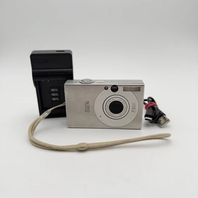Canon IXUS 70 Silber - Kompakte Digitalkamera - Geprüft - Bild 1 von 4
