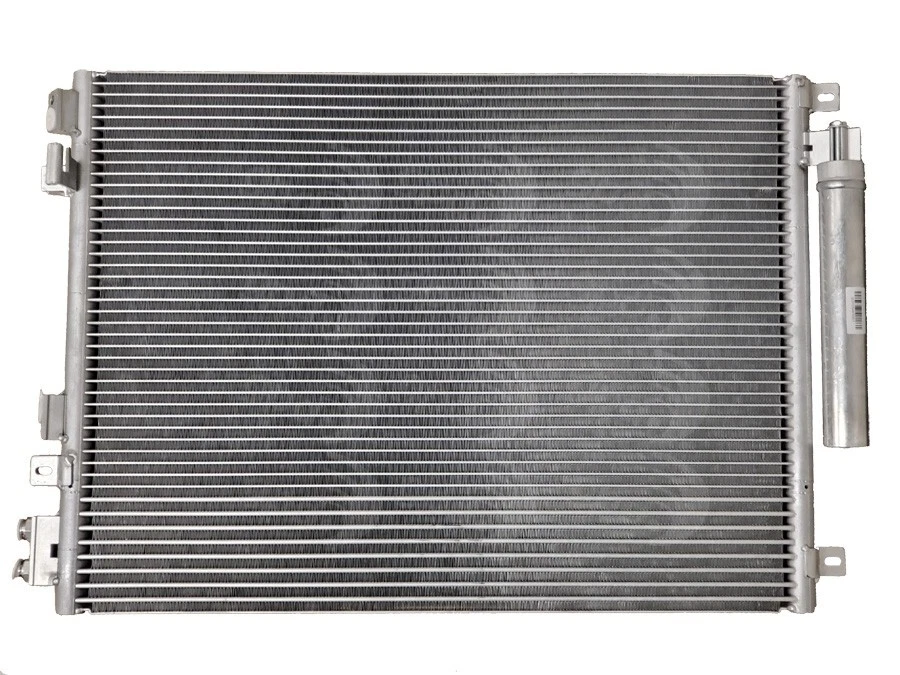 Condensador de aire acondicionado 753KX33 para Dodge Charger 2015-2016 6,4 L Foto 1 de 1