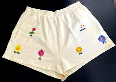 QUEEN OF SPARKL Shorts Pockets Sequin Flower Detail Wms XXL Beige/Pale Yellow - Image 1 of 4